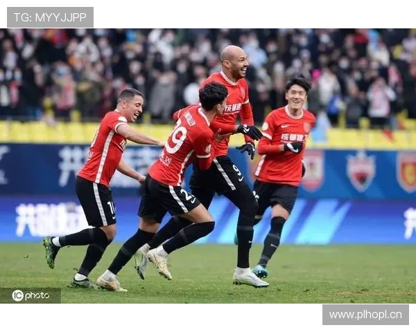 蓉城前锋费利佩梅开二度当选中超第19轮最佳球员 蓉城前锋费利佩梅开二度当选中超第19轮最佳球员